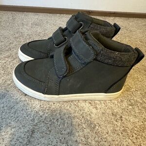 Cat & Jack Kids boys High-Top Sneakers boots  - Dark Gray size 10